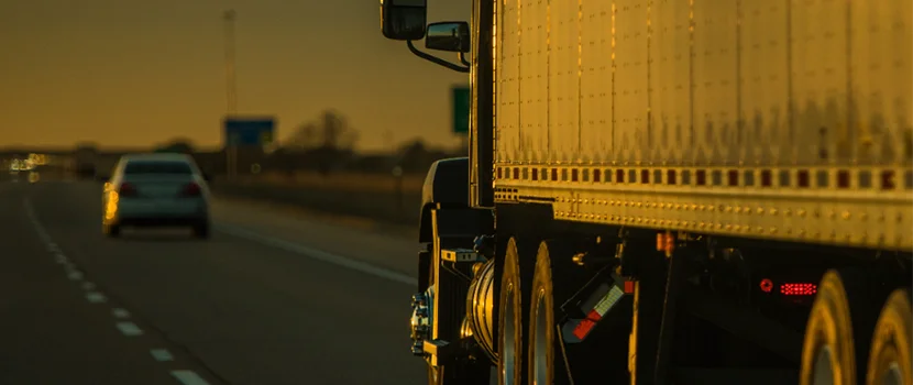 What Are The Top 5 Hidden Dangers of Semi-Truck Blind Spots That Cost Harvey Drivers $250,000+ in Damages?